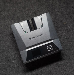 K&F Dual Charger - Sony